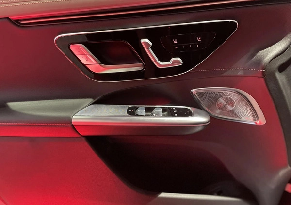 Mercedes-Benz EQE cena 520900 przebieg: 5, rok produkcji 2023 z Janikowo małe 137